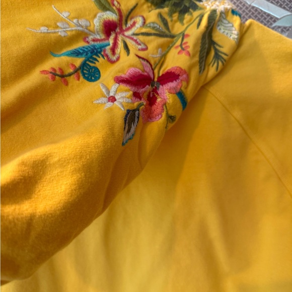 Johnny Was Yellow V-Neck Sweater with Floral Embroidery - Picture 4 of 5